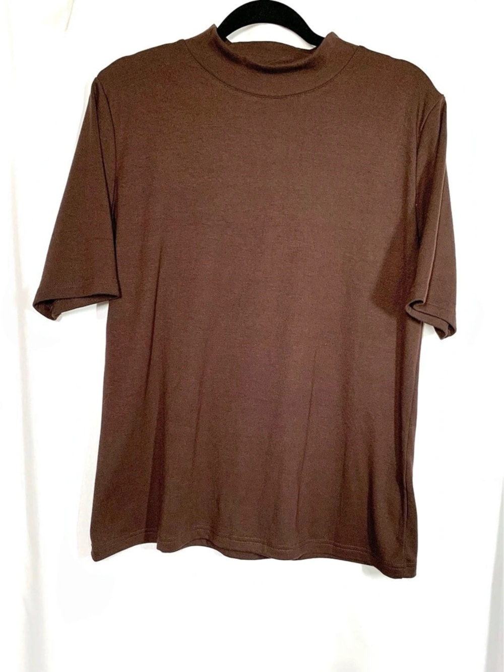 Liyo Hogr Brown Short Sleeve Tee